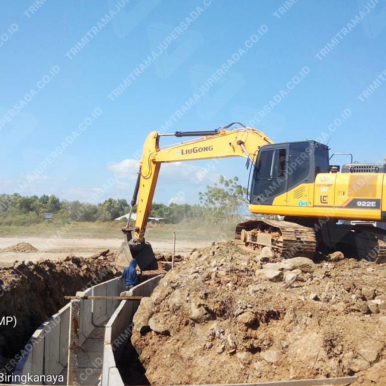 Project Saluran Drainase Uditch - Kecamatan Biringkanaya, Makassar